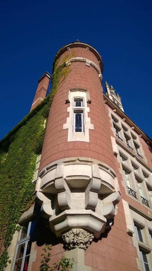 Château de la Vernède Saint-Rémy-de-Chargnat Esterno foto